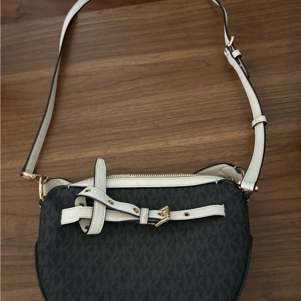 Michael Kors Black and Cream Crossbody Bag